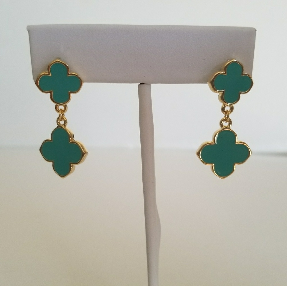 gold earrings with turquoise four leaf clover. - Picture 7 of 7